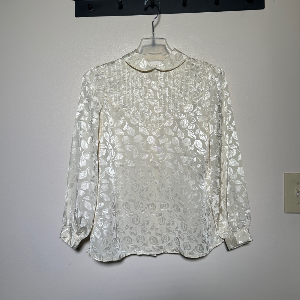 Elegant Vintage Cream Blouse